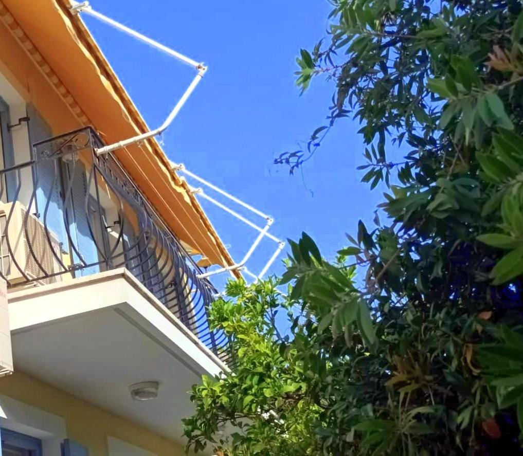 Lourantos Bayside Apartments Vathy  Bagian luar foto